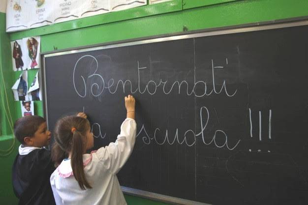 L’augurio di buon Anno scolastico del Sindaco d’Arienzo e dell’Assessore Palomba